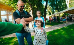 Они победили рак. Как помочь тем, кто сейчас еще борется с болезнью?