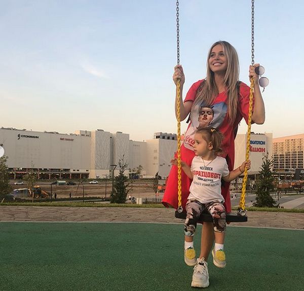 Источник: instagram @annakhilkevich