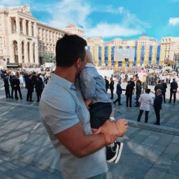 Микола Тищенко показав зворушливе відео зі своїм синочком