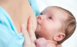 Расцеживание груди: что можно, а чего нельзя делать кормящим мамам