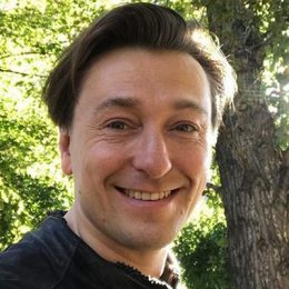 Сергей Безруков впервые показал маленького сына