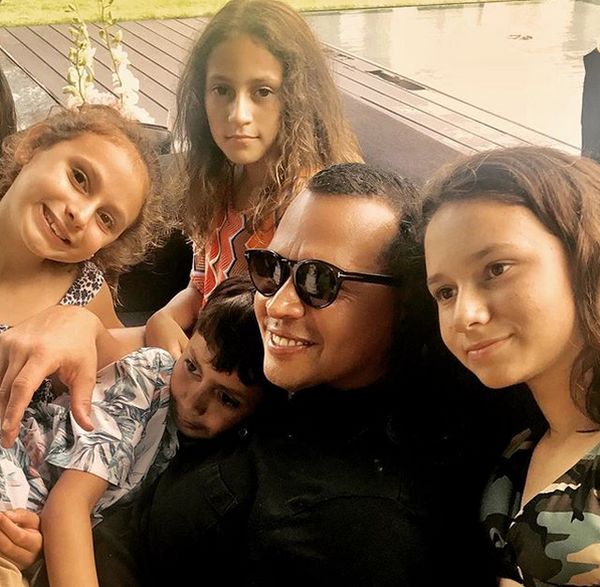 Источник: instagram @jlo
