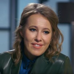 Ксенія Собчак розповіла Регіні Тодоренко про другу вагітність та виховання сина