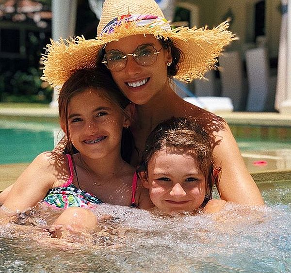 Источник: instagram @alessandraambrosio