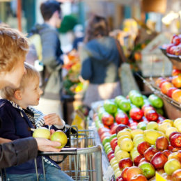7 продуктів, які допомагають м’яко почистити печінку