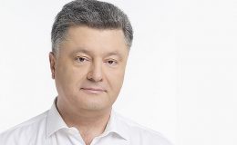 У мережі з’явилося фото онука Порошенка: маленький Петя