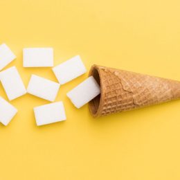 5 продуктов, в которых сахара больше чем в конфетах