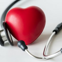 5 тихих симптомов, которые указывают на проблемы с сердцем: проверьте себя!