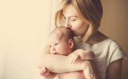 Как расслабиться с маленьким ребенком: 7 техник релаксации для мамы