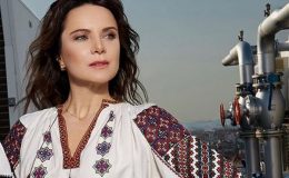 Лилия Подкопаева родила дочь и показала фото