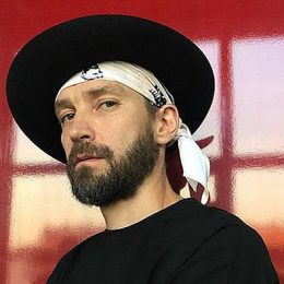 43-річний Володимир Кристовський стане батьком шостої дитини: це офіційно