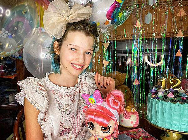 Источник: instagram @millajovovich