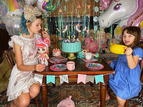 Источник: instagram @millajovovich