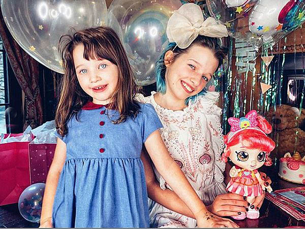 Источник: instagram @millajovovich