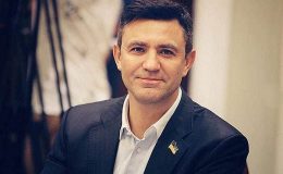 Маленький кулінар: Микола Тищенко показав сина, що підріс