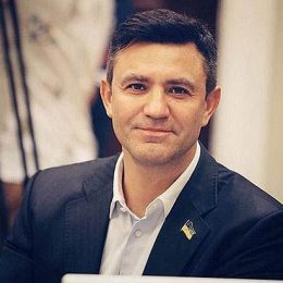 Маленький кулінар: Микола Тищенко показав сина, що підріс