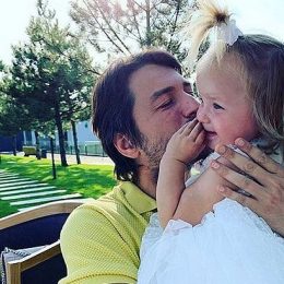 Сергій Притула зворушив відео з донькою в селі: дитя міста