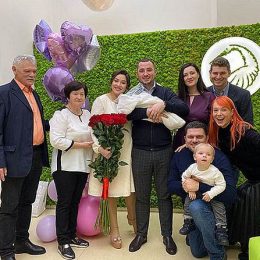 Уже дома: Наталка Карпа показала фото выписки из роддома