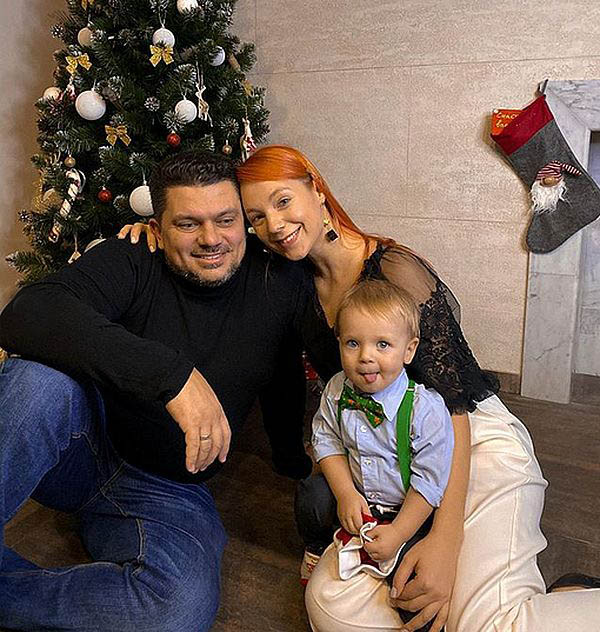 Источник: Instagram @tarabarova