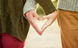 Love is in the air: найкращі пропозиції для покупок у день закоханих