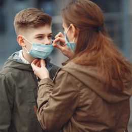 В Украине ослабят карантин: известна ориентировочная дата