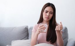 Металлический привкус во рту: 8 причин, почему он возникает