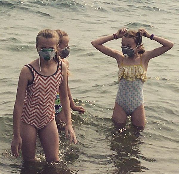 Instagram @rachelgriffithsofficial