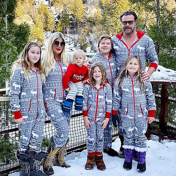 Источник: instagram @torispelling