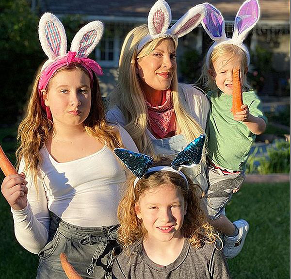 Источник: instagram @torispelling