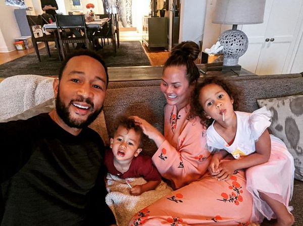 Источник: instagram @chrissyteigen