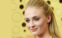 Софи Тернер на последних месяцах беременности: фотофакт