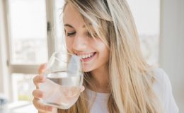 Как быстро похудеть: идеальный рецепт воды для плоского живота