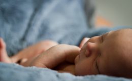 Свекруха вимагає, щоб вона вибрала ім’я моїй дитині: історія мами