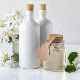 7 натуральных масел, которые творят с волосами чудеса