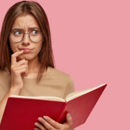 5 речей, які не можна робити при герпесі на губах