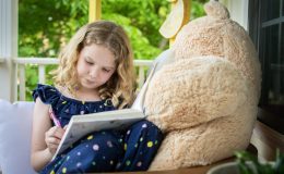 Стоп буллинг: письмо 8-летней девочки однокласснице, которая назвала ее толстой