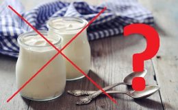 Ученые рассказали, почему йогурт и кофе опасно пить утром натощак
