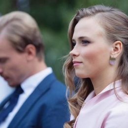 Актриса Анна Кошмал уперше показала вагітний животик