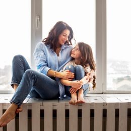 Каждая минута, проведенная с детьми — бесценна! Очень сильный ролик