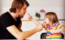 13 родительских фраз с обратным эффектом