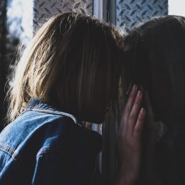 Когда нет больше сил: 4 мощные фразы, которые нужно повторять каждой маме