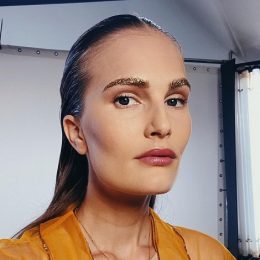 Алла Костромічева показала неідеальне тіло після пологів