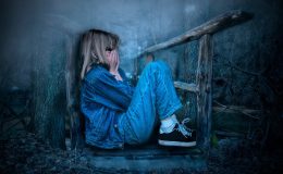 Даже в разгар ссоры: 9 вещей, которые нельзя говорить ребенку