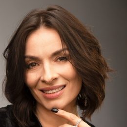 39-річна Надія Мейхер показала, як виглядає без макіяжу