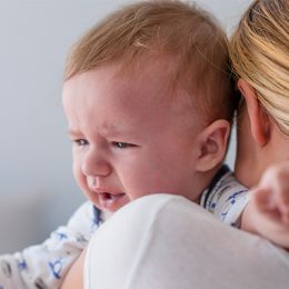 Эффективное устранение колик и запоров у детей с помощью диетотерапии