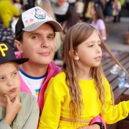 Анатолій Анатоліч утретє став батьком: як назвали сина