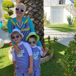 Катерина Бужинська вразила сімейними образами з дітьми на відпочинку