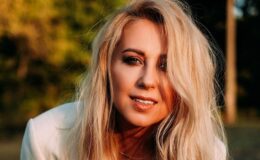 Тоня Матвієнко показала підрослу доньку Ніну