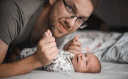 Фиолетовый плач младенца: опасно ли это знакомое многим явление