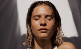 5 проверенных способов, которые помогут избавиться от красных пятен постакне